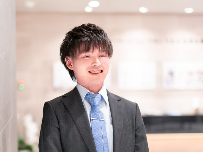 角山 勇輔